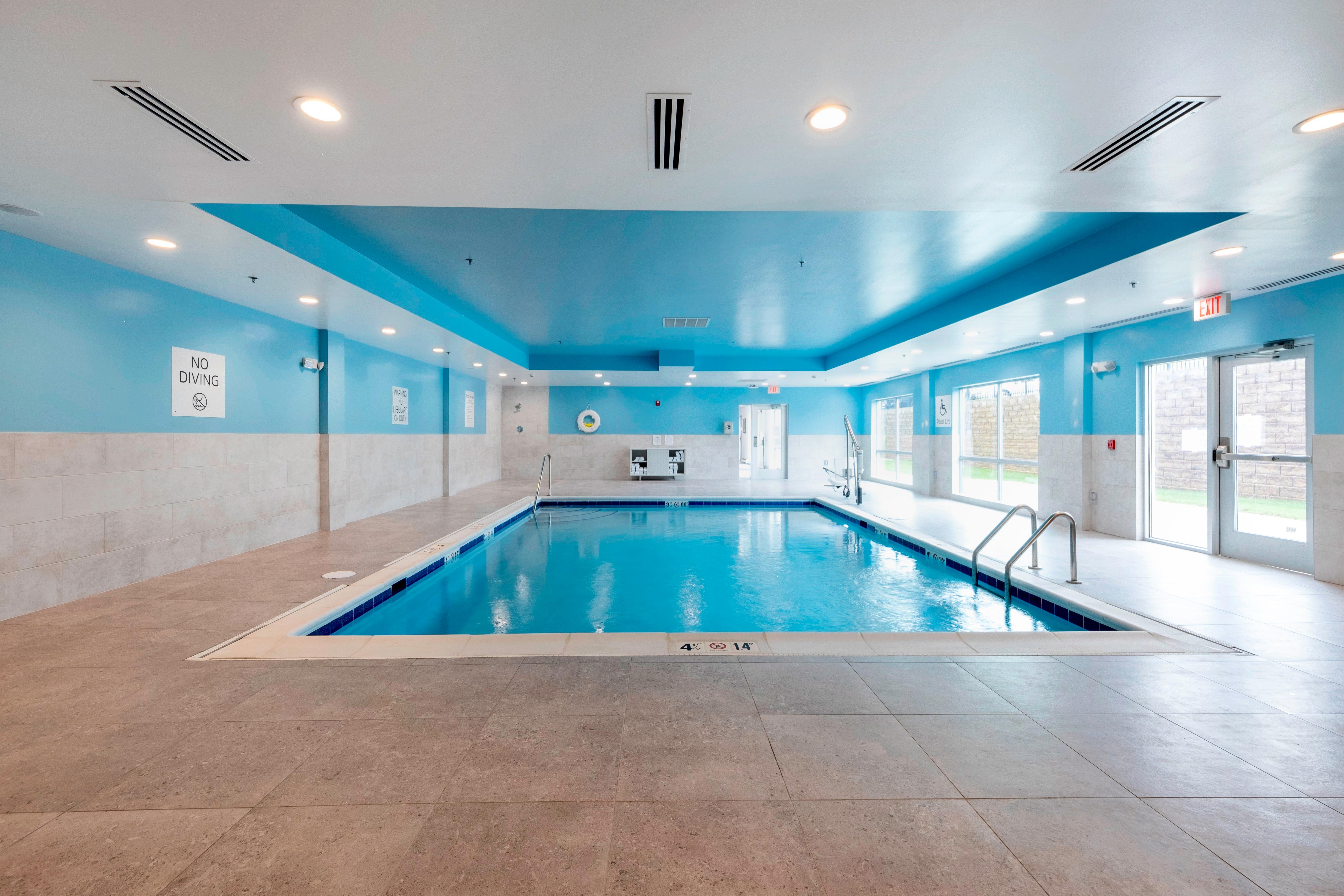 Holiday Inn Express & Suites - Staunton By Ihg Экстерьер фото